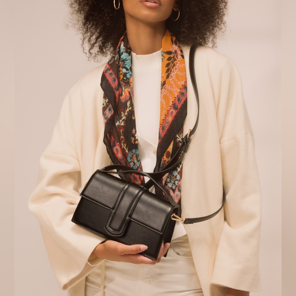 KAYLA + AVA NWT Miranda Crossbody Black Bag Removable Adjustable Strap